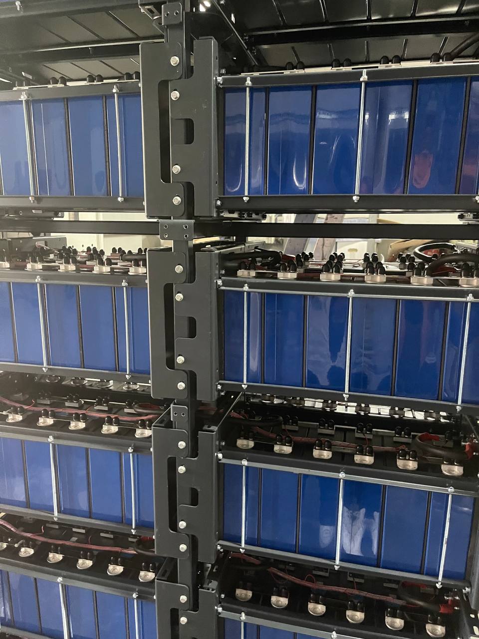 Призматичні комірки LiFePO4